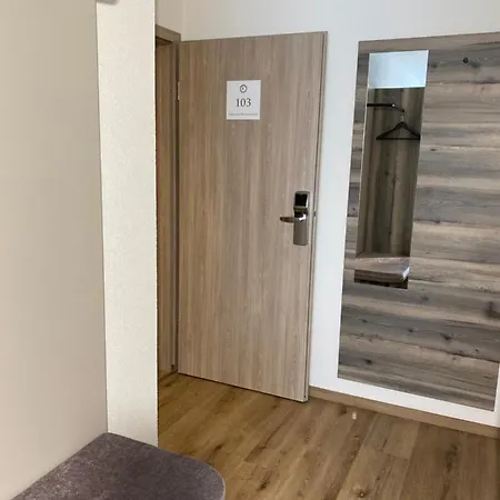 Kosel Garni Ug * Rust